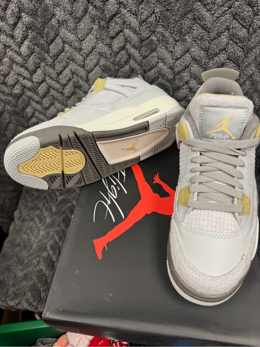 Jordan 4 retro se craft photon dust